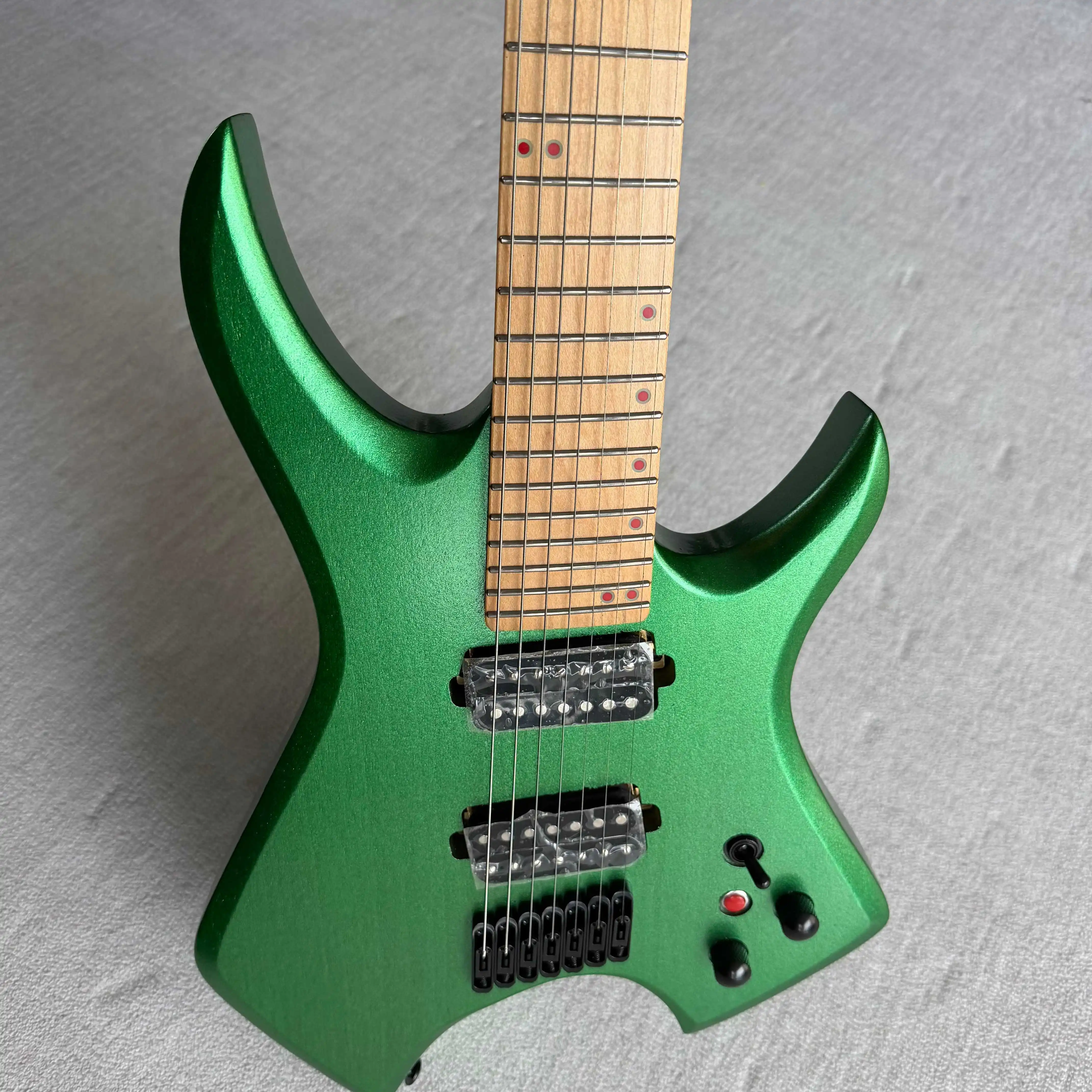 7 Strings Fanned Frets Electric Guitar 648-670mm, Metallic Green, Red Kill Switch, 5 Piece Africa Mahogany Maple Neck