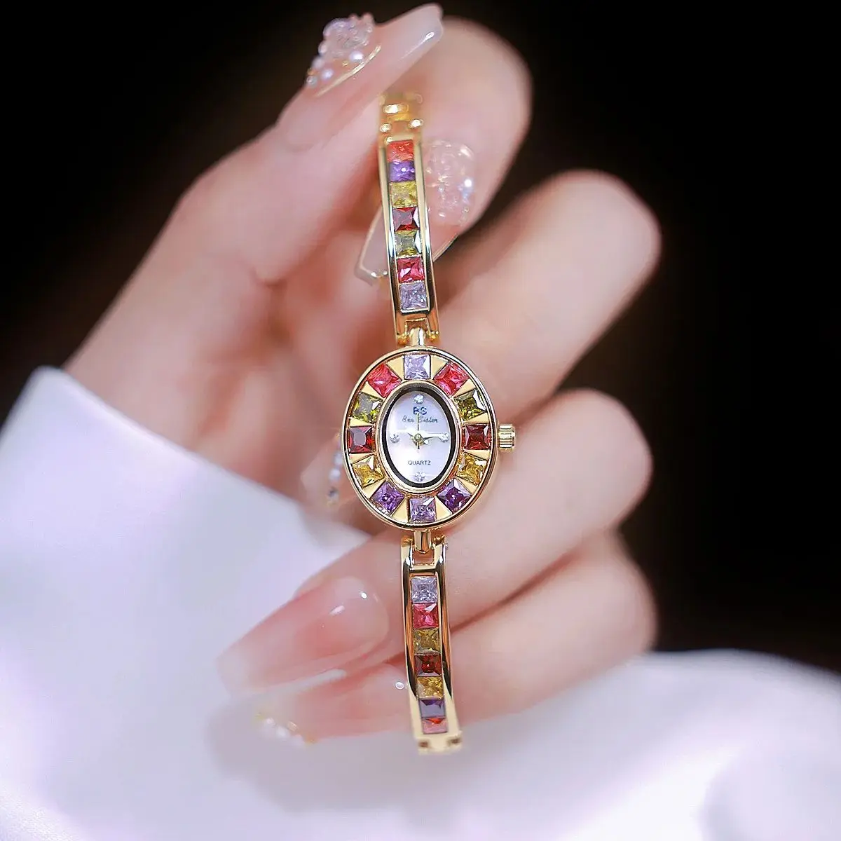 Woman watch Light Luxury Fashion Colored Diamond Inlaid Bracelet Waterproof Quartz Watch watches for woman