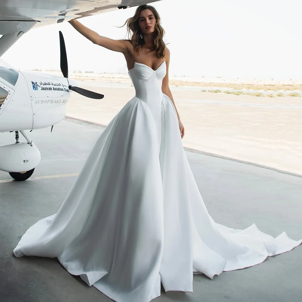 

Customized Simple Wite Satin Evening Dress Sleeveless With Watteau Train A-line Party Dreses Backless Floor Length Prom Gowns