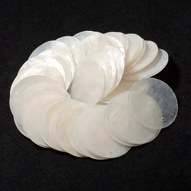 Coquilles de capiz rondes de qualité supérieure avec trous, coquilles naturelles blanches pour carillons éoliens, fabrication de bijoux, décoration intérieure
