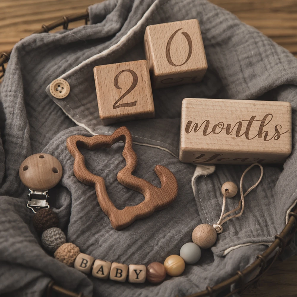 3pc/1set Baby Month Milestone Card Beech Block Square Engraved Newborn Birth Month Birthday Milestones Block Photography Props