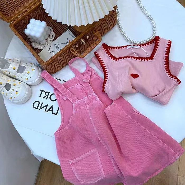 

Korean Summer Babys Girls 2PCS Clothes Set Cotton Love Printed Sleeveless Shirts Pink Solid Loose Overalls Toddler Girls Outfits