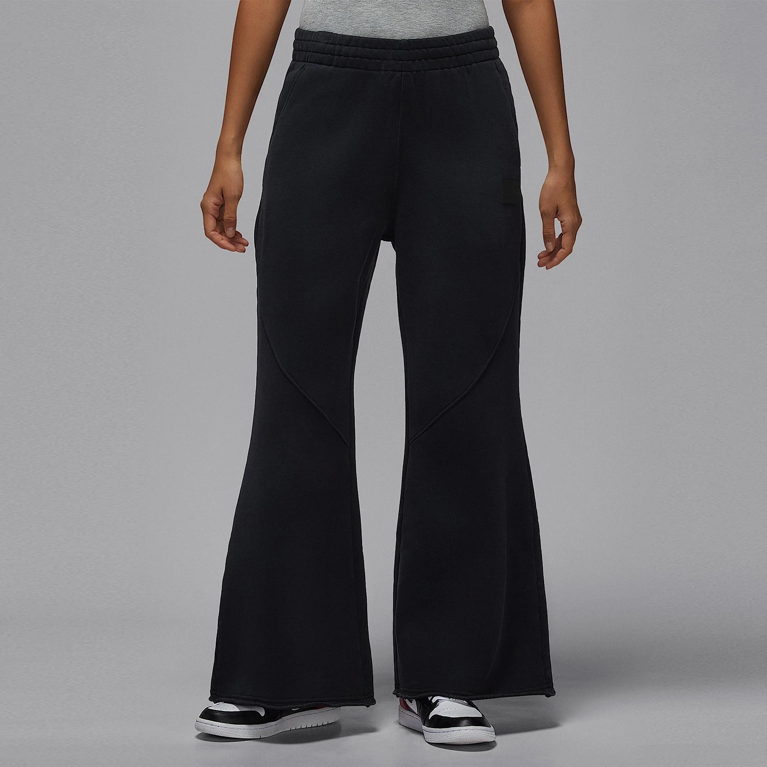 Nike genuine Winter Women's Fleece Lined Knit Flare Pants HV0318-010
