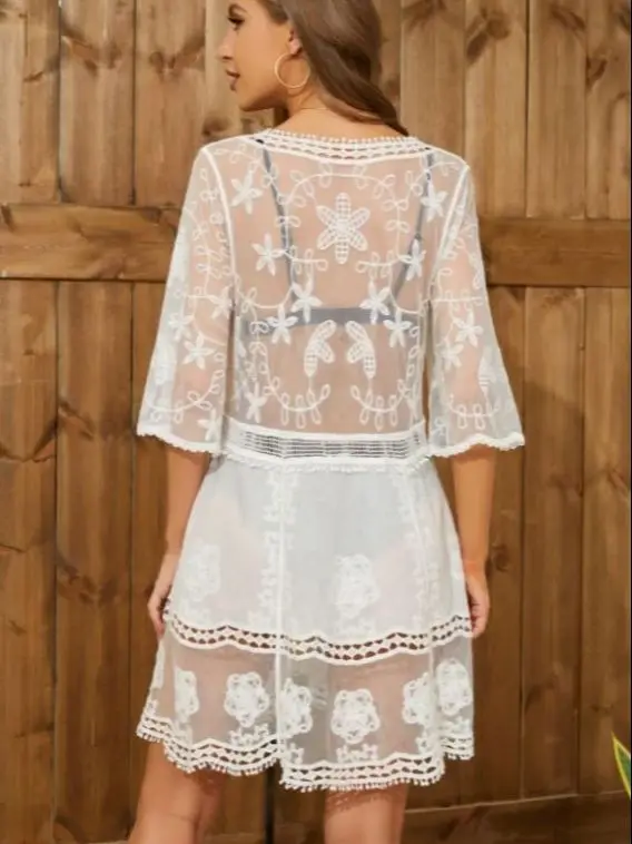 Böhmisches Strand-Bikinioberteil für Damen mit Mesh-Stickerei, ausgehöhlten Nähten, Pullover mit V-Ausschnitt, Regenschirmsaum, dünne halbe Ärmel