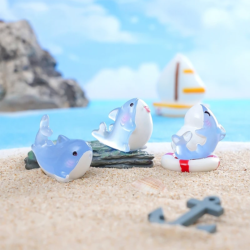 Micro Landscape Creative Glow-in-the-dark Cute Little Shark Figurine Landscaping Diy Decorations Home Desktop Ornaments