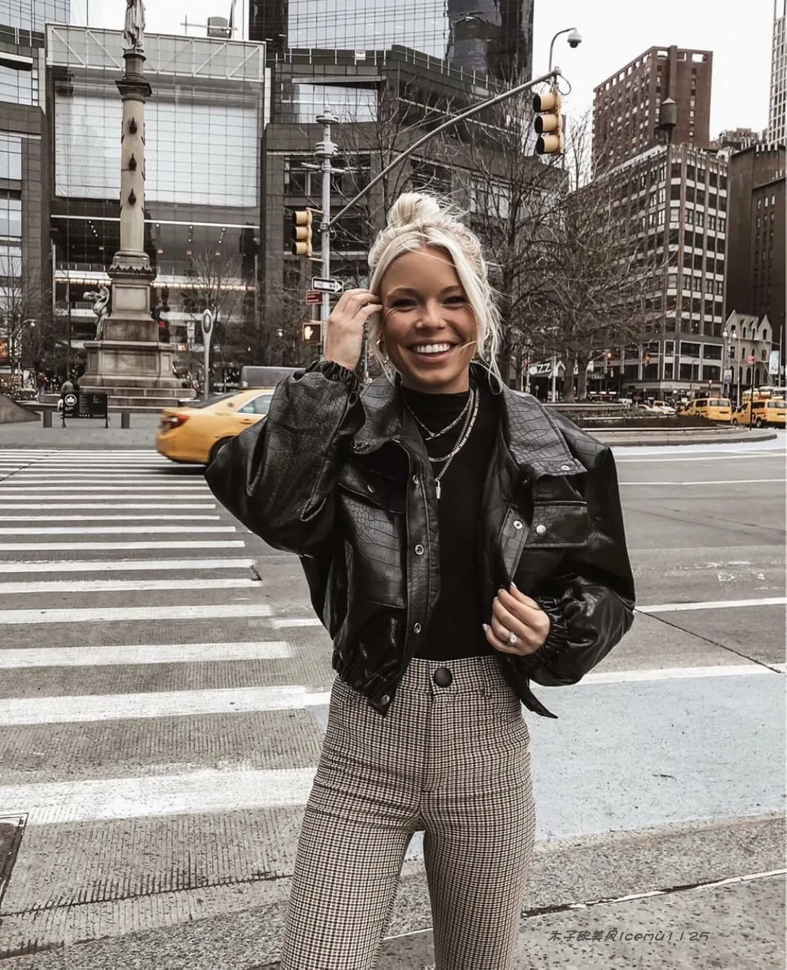 レトロ香港風スレコットン裏地付きレザージャケットルーズストリートウェアまたはブラワークウェアトップトレンディなスキン風PUコート