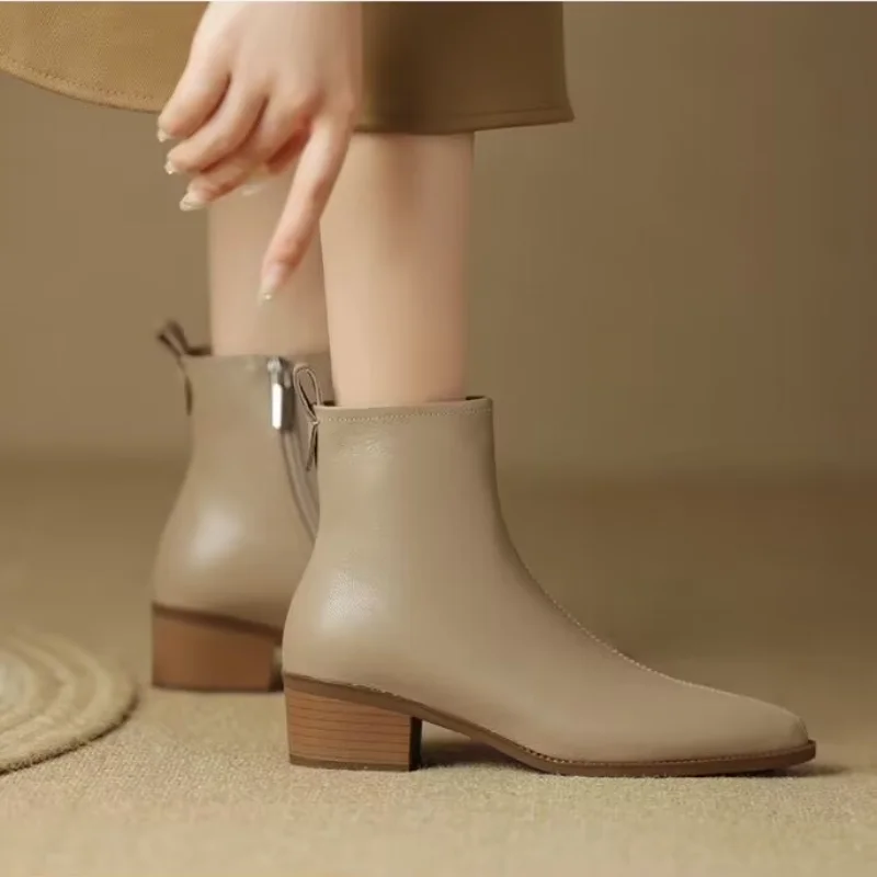 Black Genuine Leather Women Ankle Boots Side Zipper Decor Flats Chelsea Botas Mujer Vintage Brown Autumn Knight Botines Femmes