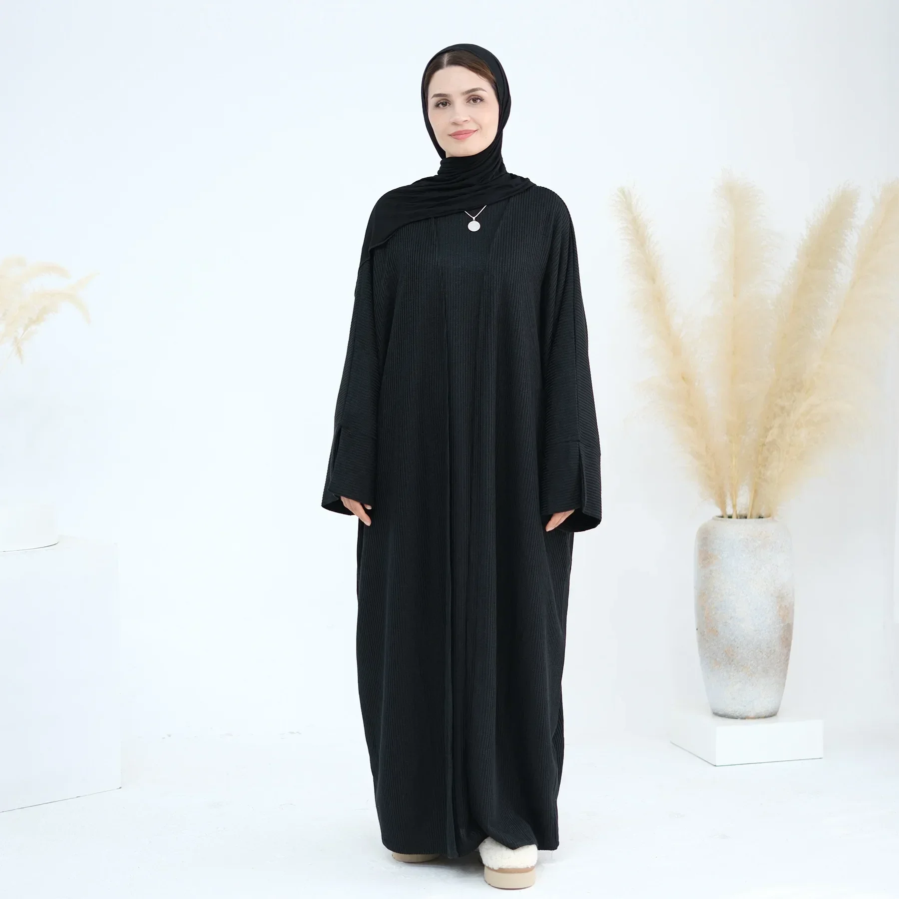 Zwykły zimowy otwarty Abaya Dubaj Luksusowy muzułmański ciepły sweter z dzianiny Kimono Abaje dla kobiet Islamskie ubrania Kaftan Robe Ramadan Eid