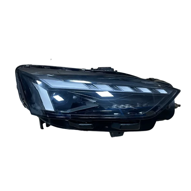 Suitable for 17-25Audi A5 Headlight Assembly Refitting RS5 Dynamic Daytime Running Lamp LED Lens Water Steering.