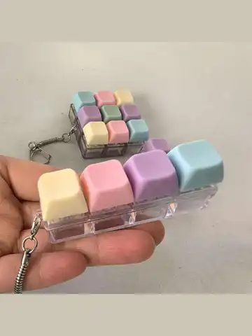 1/4/5/9 Button Keyboard Fidget Clicker Mechanical Keyboard Fidget Keychain For Gifts To Pass The Boring Time (Without LED Light)