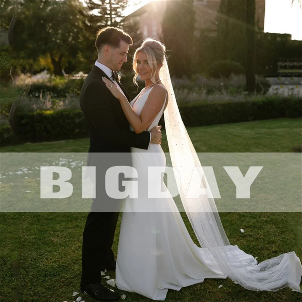Simple V-Neck Mermaid Wedding Dress Spaghetti Straps Open Back Sleeveless Crepe Bridal Gown Train Vestido De Noiva Customized