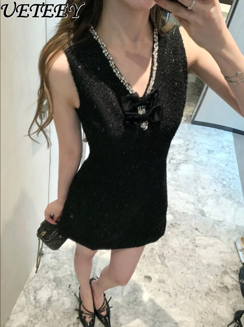 القوس الخامس الرقبة عالية الخصر سليم بلا أكمام فستان المرأة الصيف جديد الصناعة الثقيلة مسمار حبة مزاجه فساتين قصيرة للحفلات