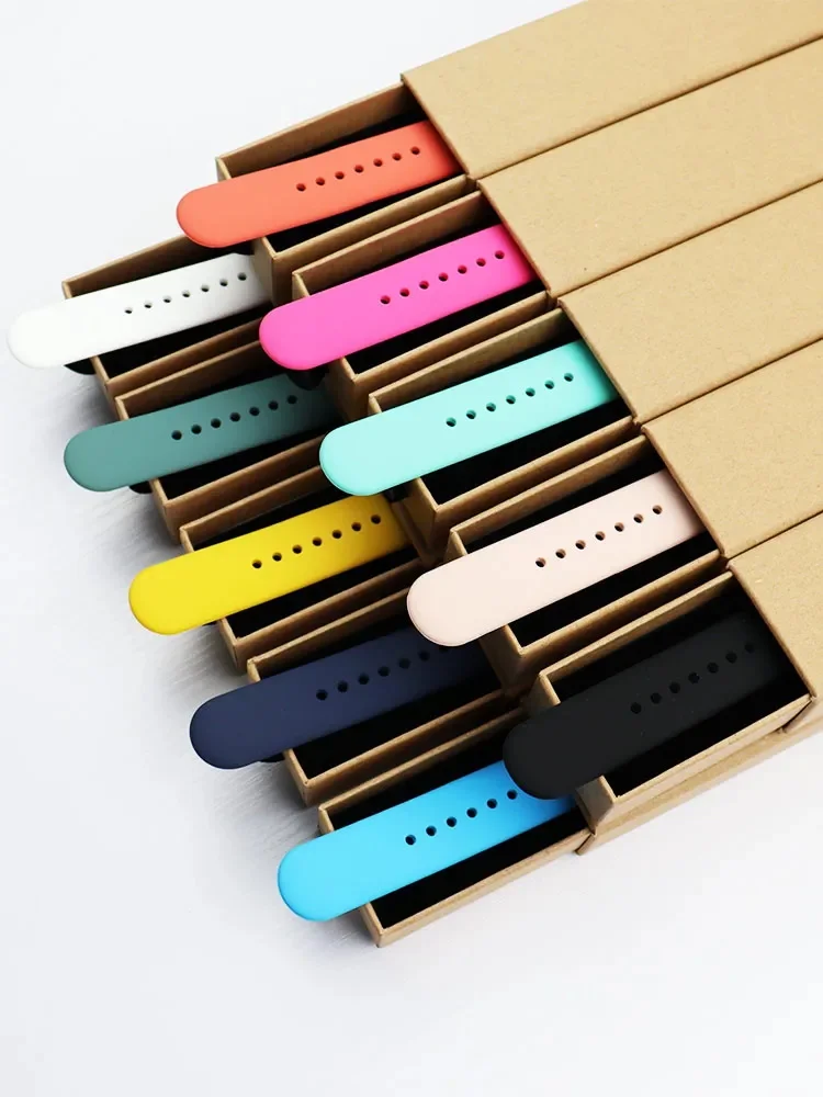 Silicone strap For Apple Watch band 44mm 40mm 49mm 45mm 41mm 42mm 38mm Rubber correa bracelet iWatch series 9 8 7 6 3 SE ultra 2