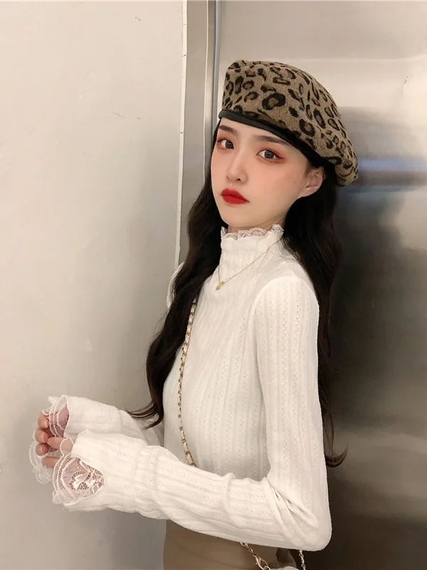 

Белый вязаный свитер с высоким воротником и кружевной отделкой, модный осенний дизайн, с эффектом слоя на слою...