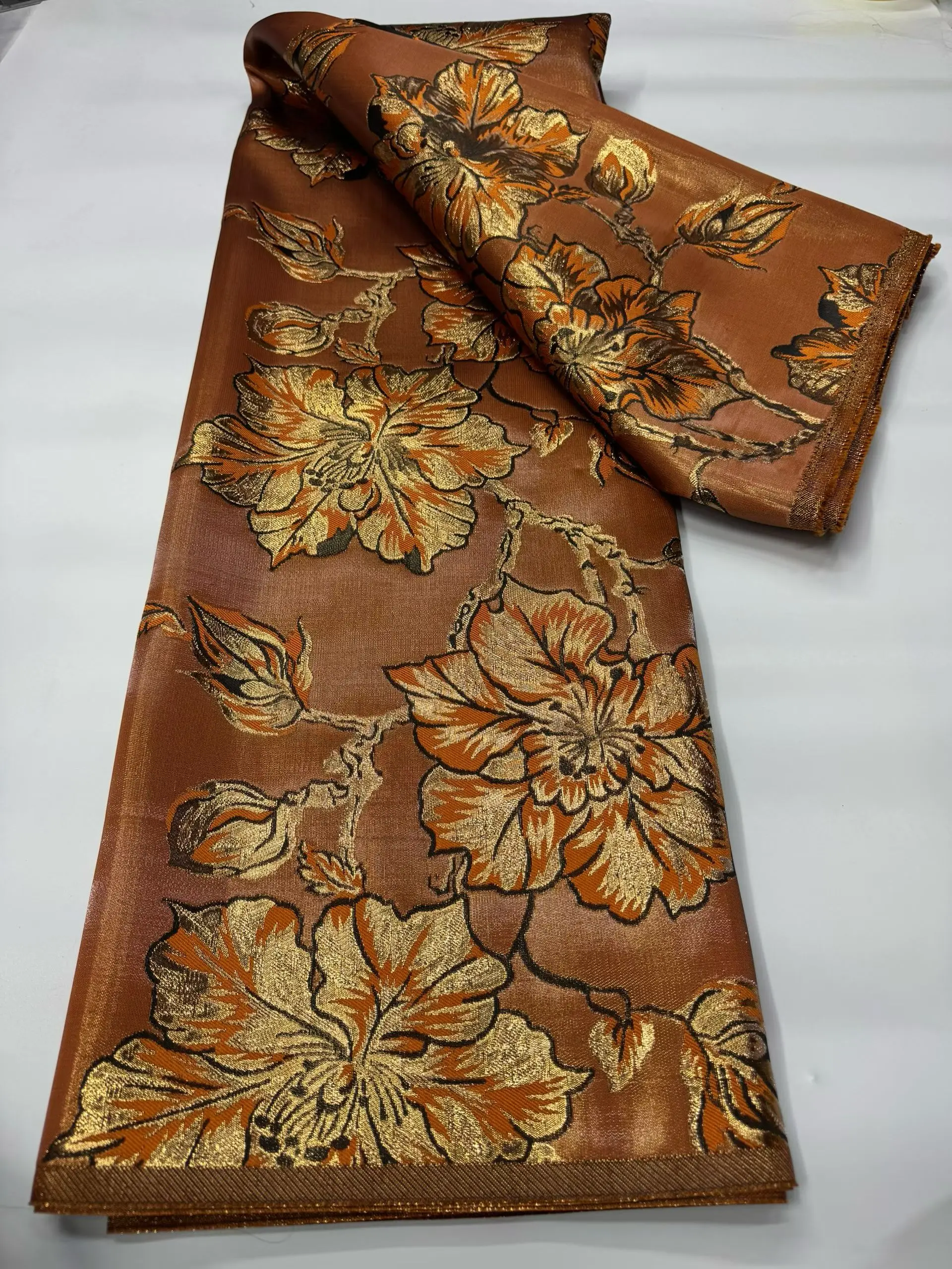 

New Arrival African French Jacquard Brocade Lace Fabric 2026 High Quality Nigerian Damask Lace Fabric For Party Dress KCW2542