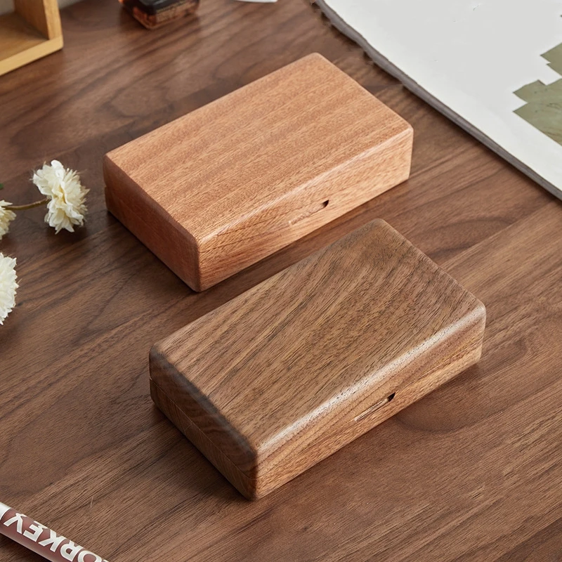 Organizzatore di gioielli in flanella Scatola di immagazzinaggio portatile Lussuoso noce nera Collana vintage Orecchini Anello da viaggio in puro legno