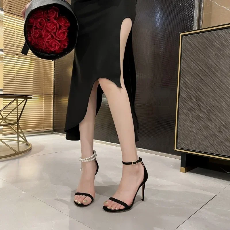 Summer Black Sexy High Heel Sandals Versatile Thin Heel Open Toe Pearl Stripe High Heel Shoes