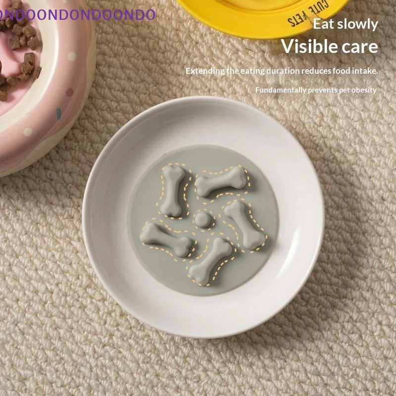 Slow Feeder Dog Bowl Insert Silicone Non-Slip Slow Feed Mat for Dogs Cats Anti-Choke Pet Feeding Pad for Home Travel Use