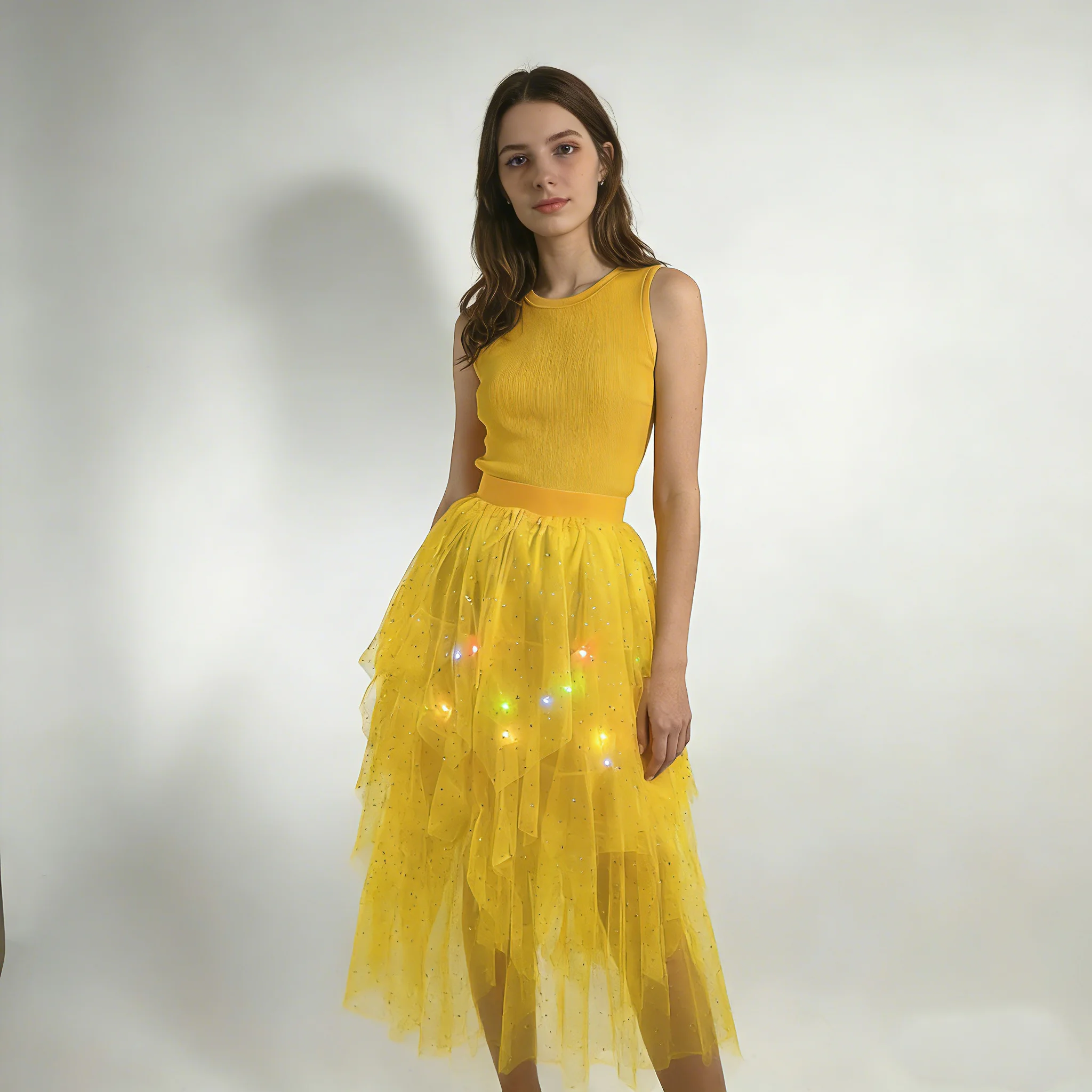 

Блестящая юбка из тюля со светодиодной подсветкой для женщин, асимметричная юбка с высоким и низким подолом для вечеринок, фестивалей, свадеб и рейвов.