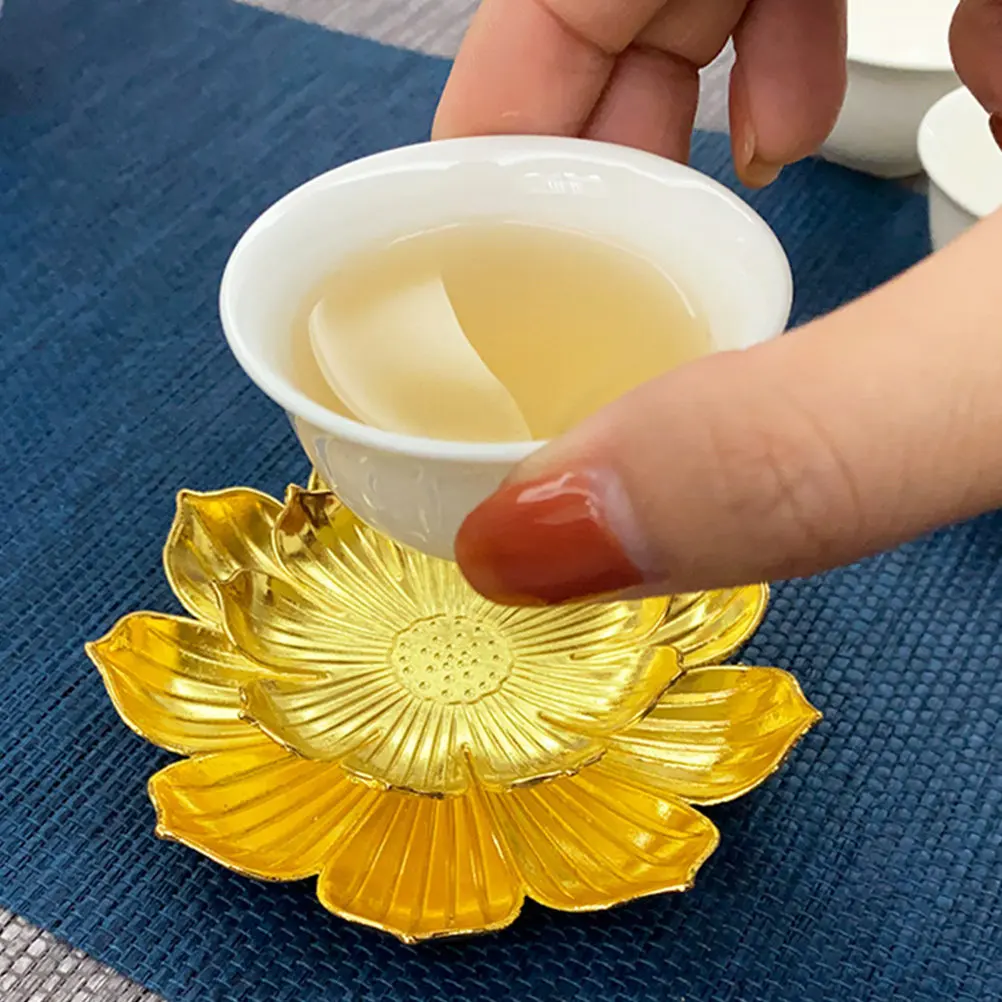 Lotus Metal Coaster Decorative Tea Cup Holder Non-Slip Heat Resistant Coaster for Home Office Kitchen Table Protection Reliable