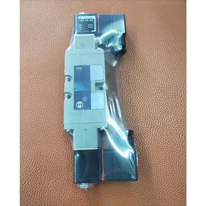 

Parts for 0820022992 1824210243 solenoid valve, double head solenoid valve