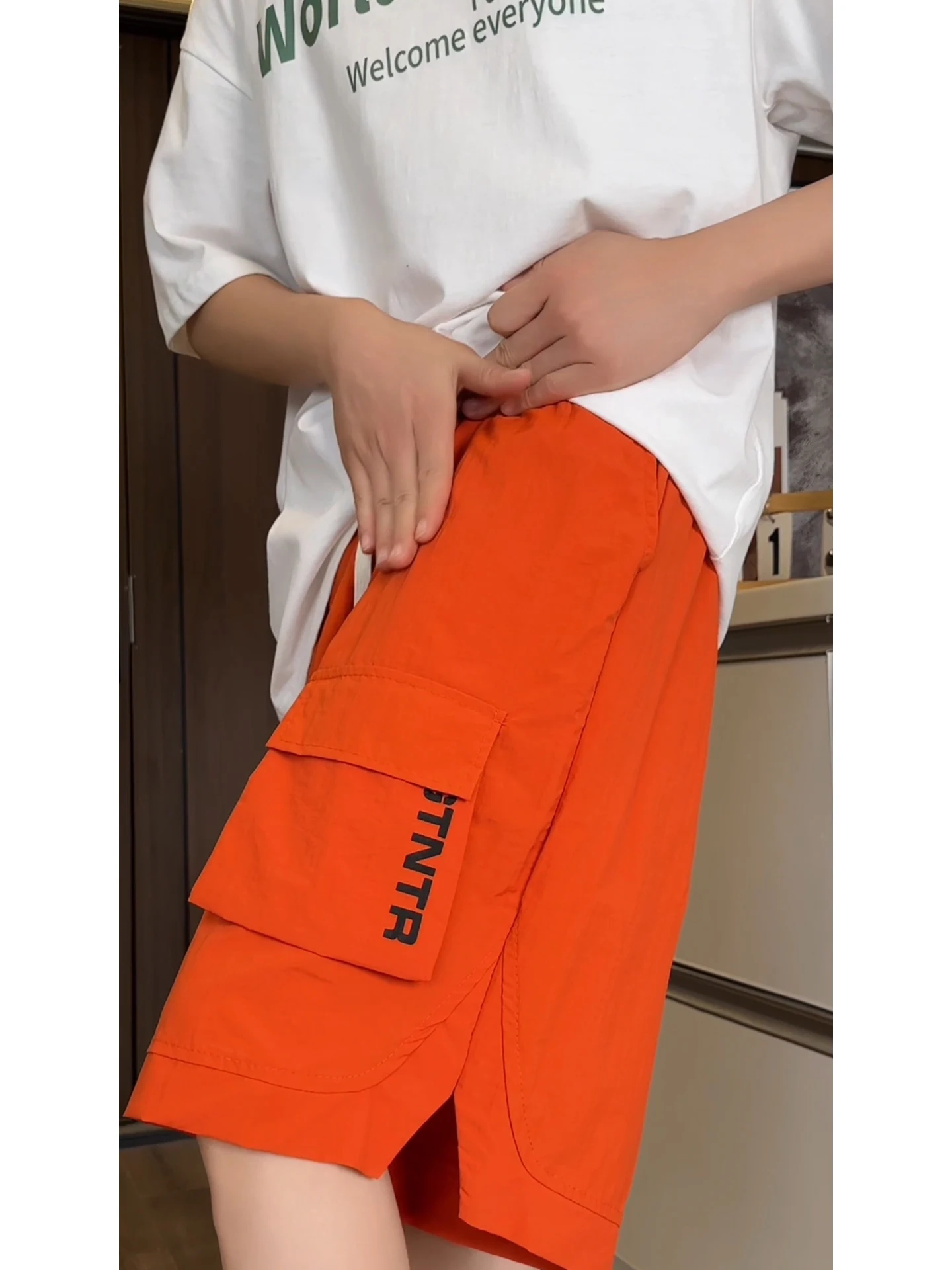 

Оранжевый Qui Dry Спецодежда orts Мужские летние уличные тонкие повседневные свободные брюки средней длины из ледяного шелка пять четвертей Прямые брюки