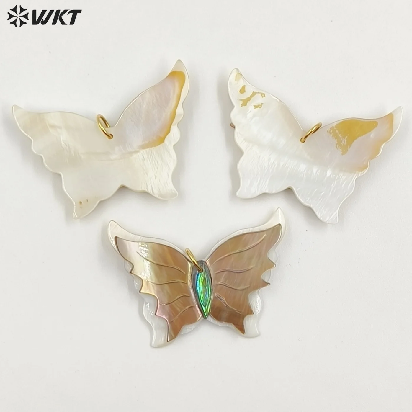 WT-JP465 Wholesale Colorful Double Layers Natural Shell Butterfly Shape Gold Pendant For Girls Fashion Jewelry Accessory