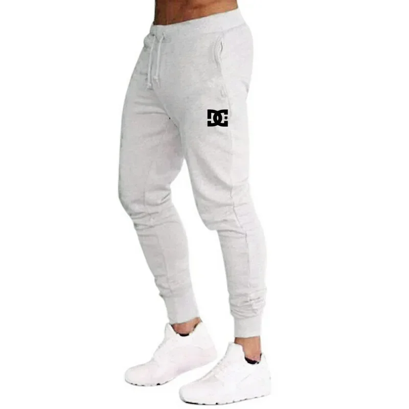 Men\'s fleece fashion printed logo pants Jogging pants Jogging pants side pockets have elastic comfort warm everyday casual