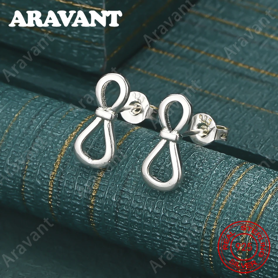 Tie Clip Silver - أقراط فضية عيار 925 بتصميم فيونكة