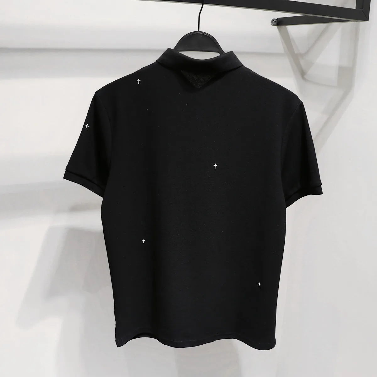 Bla Embroidered Slim Fit ort Sve irt Youth Faion Summer Korean Sle Busin Casual T-irt for Men