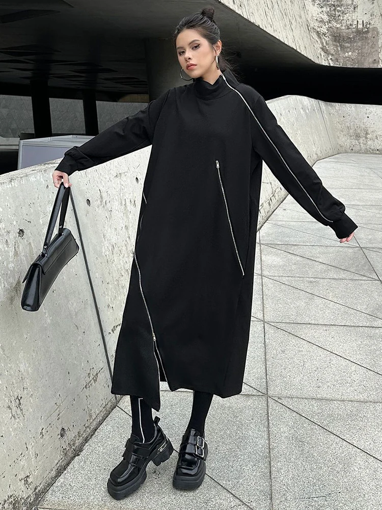 [EAM] Women Black Zippers Irregular Slit Big Size Dress New Turtleneck Long Sleeve Fashion Tide Spring Autumn 2024 1DH8122