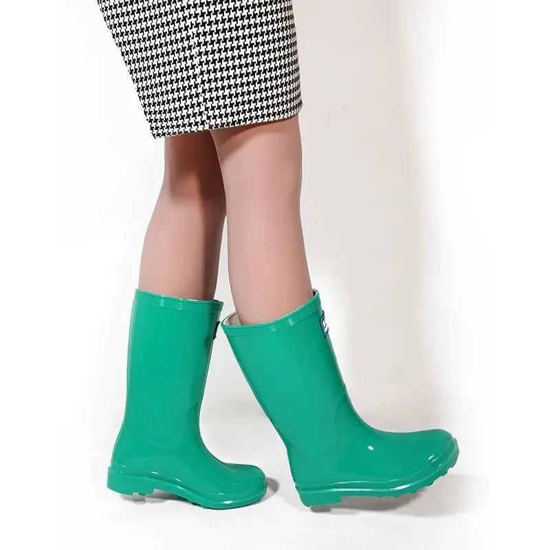 New Women Fashion Knee-high Rain Boots Waterproof PVC Female Tall Rainboots Non-slip Water Shoes Wellies Boots