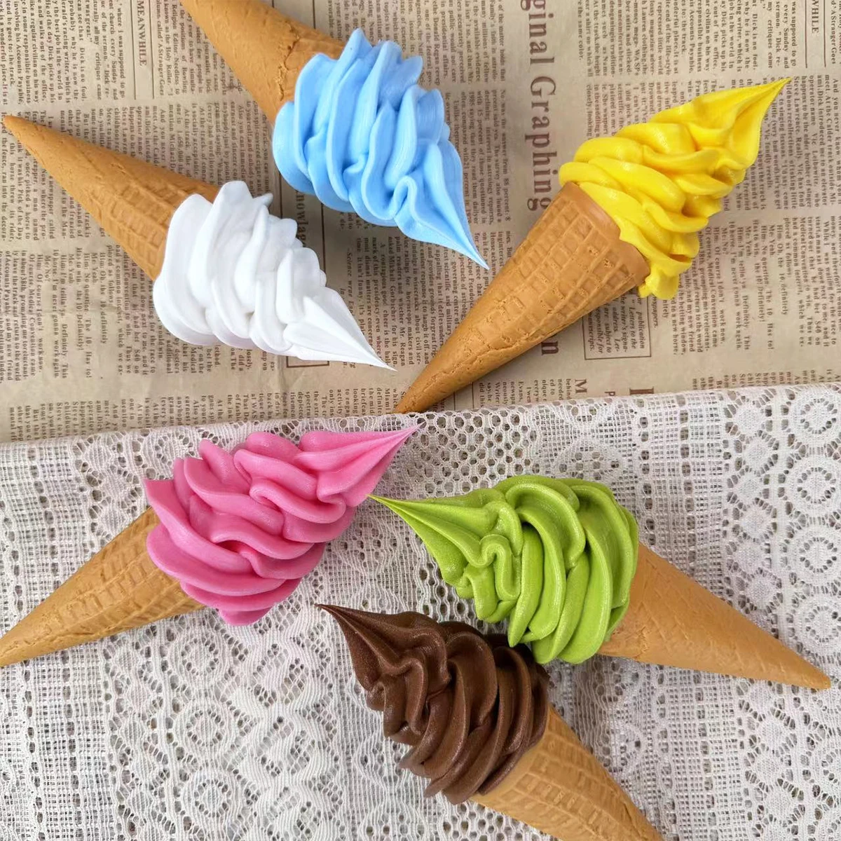 

Simulation Ice Cream Model Realistic Artificial Ice Cream Cone Fake Food Dessert Shop Window Display Model Photo Props Kids Toy