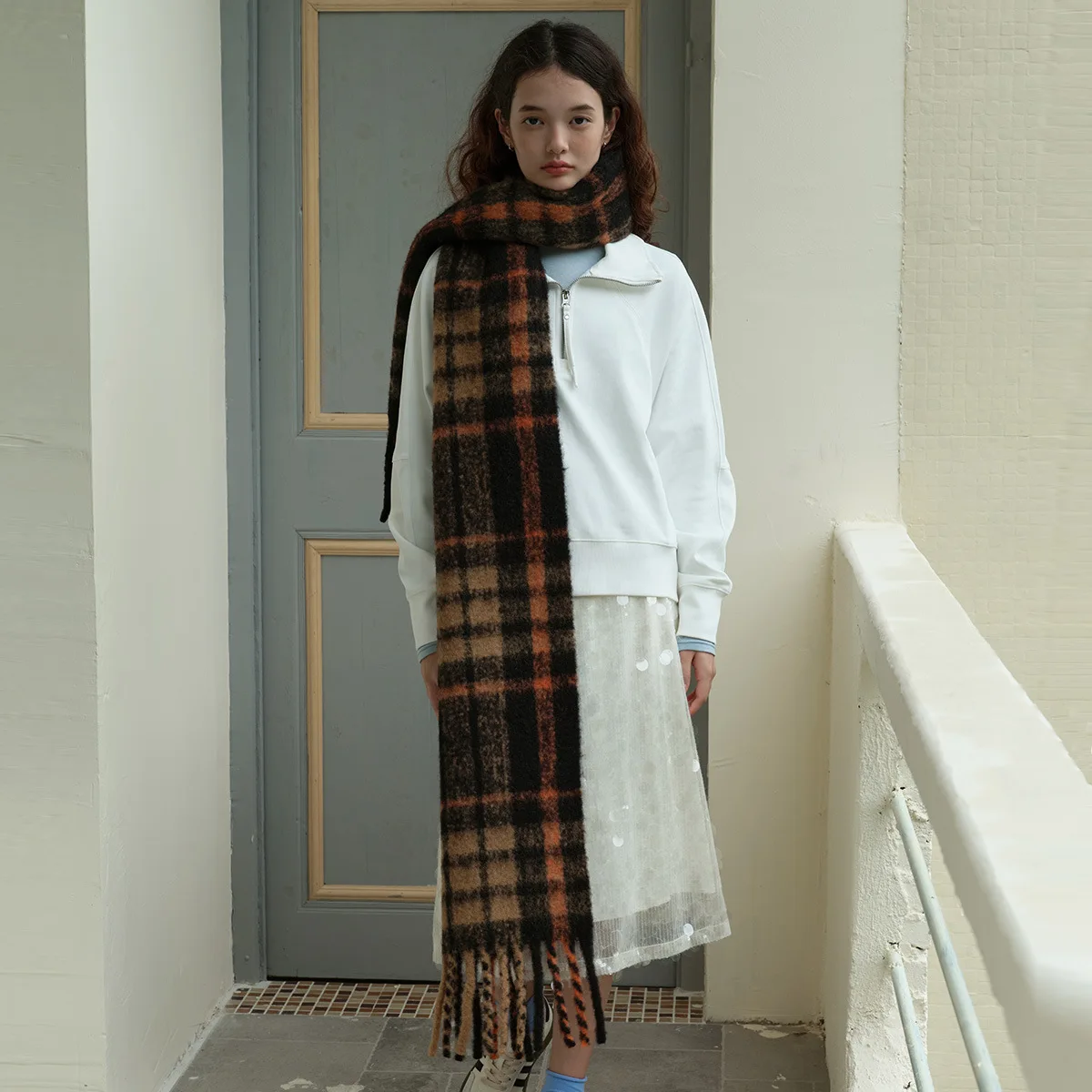 

Unisex Plaid Wool Scarf in Caramel Tones, Warm Tasseled Tartan Wrap for Winter, Versatile Styling for Men & Women, 2026 Trend