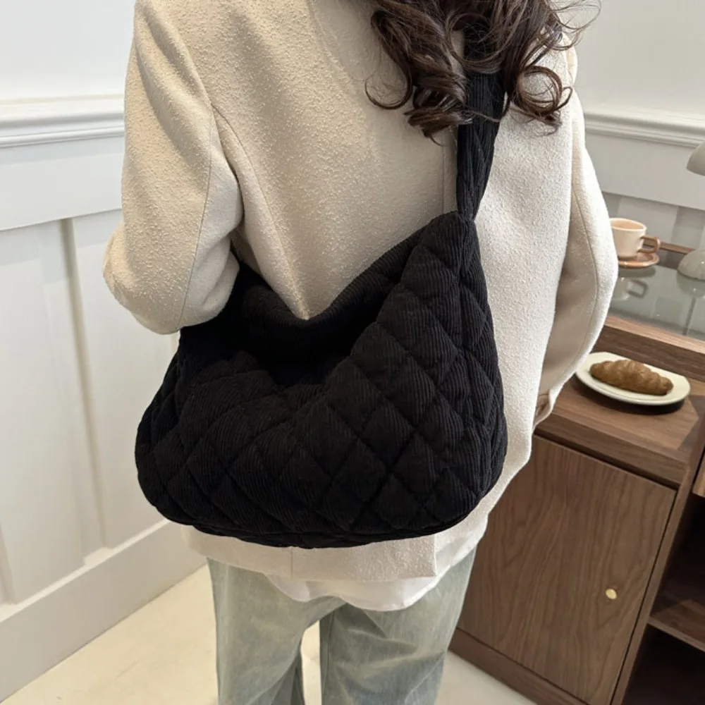 Large Capacity Shoulder Bag 2024 Quilted Casual Commuting Bag Trendy Handbag Lady