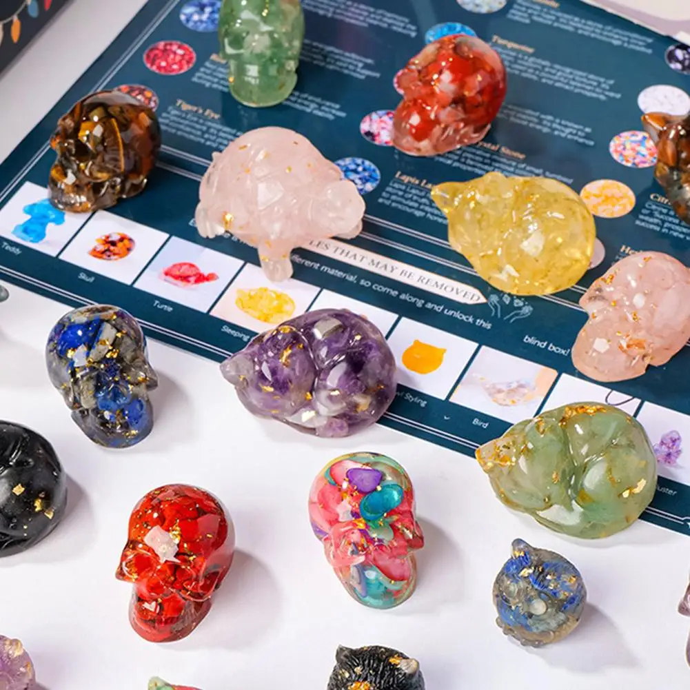 

Crystal Advent Calendar 2025 for 24 Natural Gemstones Healing Stones Advent Calendar with Geographic Gemstone Rocks and Min D7F7