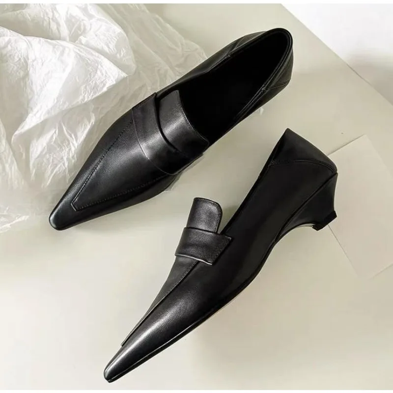 

Elegant Kitten Heel Women Pumps Sexy Pointed-Toe Soft Leather Women Loafers Comfortable Office Shoes for Women Zapatos De Mujer