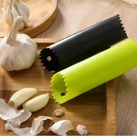 1pcs Garlic Stripper Tube Peeling Garlic Peeling Silicone Garlic Peeler Peel Easy Useful Easy Kitchen Tools Safety Gadget