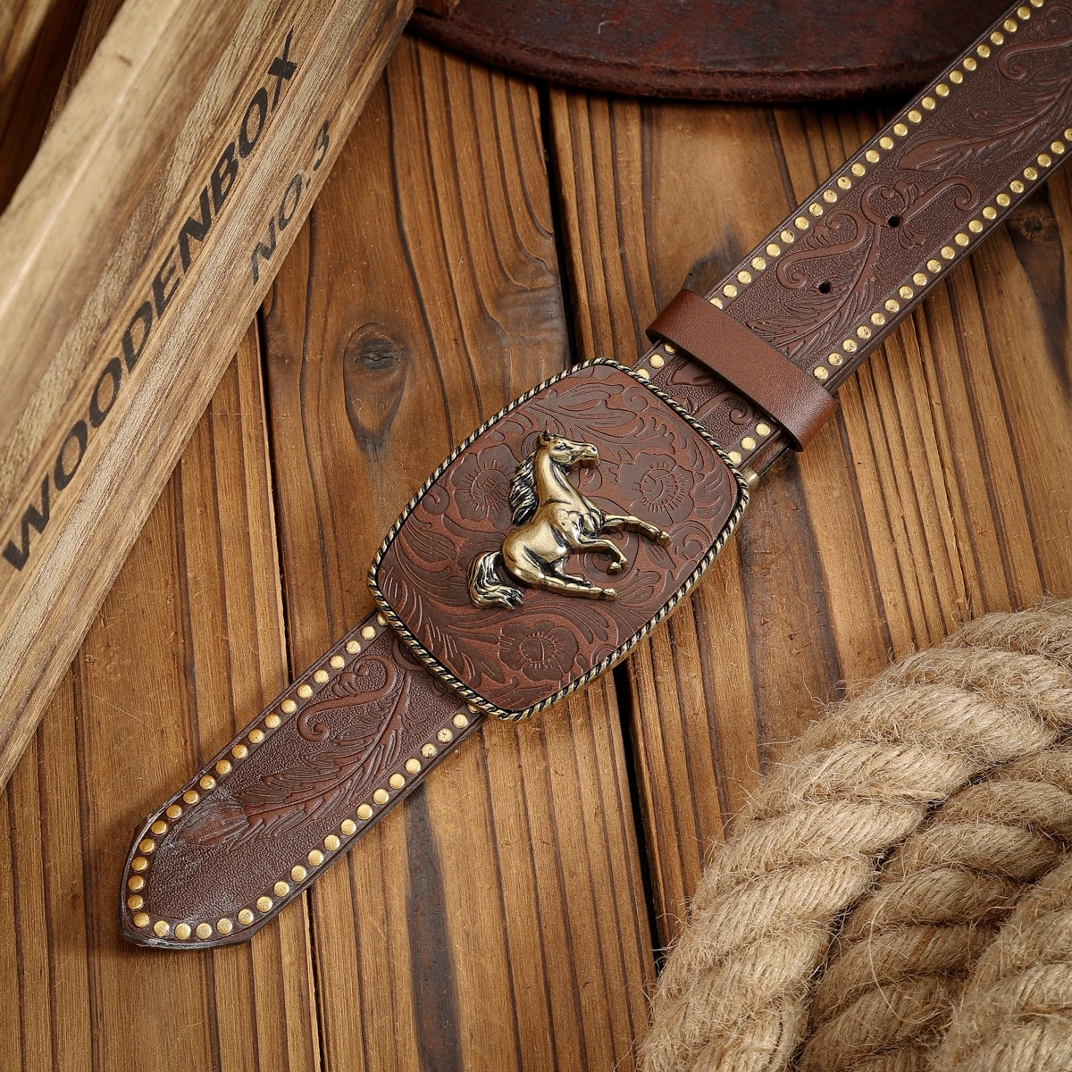Ein PU-Gürtel im Western-Stil, geeignet für Männer und Frauen, im Bohemian-Stil und Retro-Look, perfekt für alltägliche Freizeitausflüge. – Detail 2