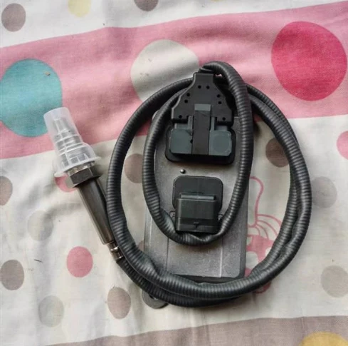 5WK96720A 5801777219  New Nitrogen Oxide Nox Sensors For IVECO Trucks