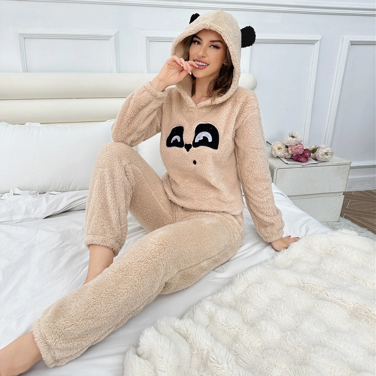 European and American Flannel Pajamas Solid Color Cartoon Pattern Pullover Set Autumn and Winter Loungewear Thick Hooded Pj Set