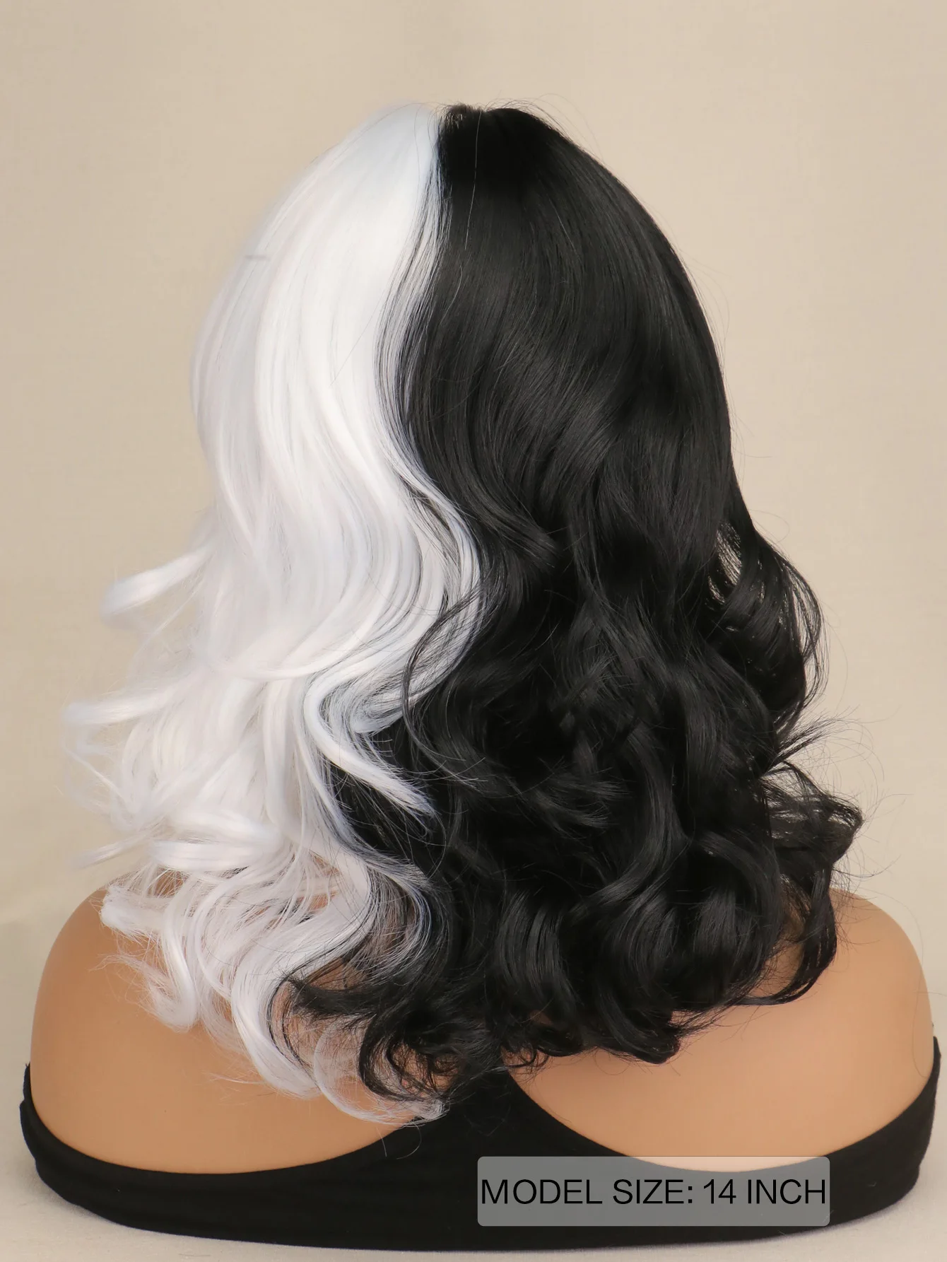 Cruella Wigs Black and White Costume Women Short Curly Wavy Hair Wig with Wig Cute Synthetic Wigs for Party Halloween