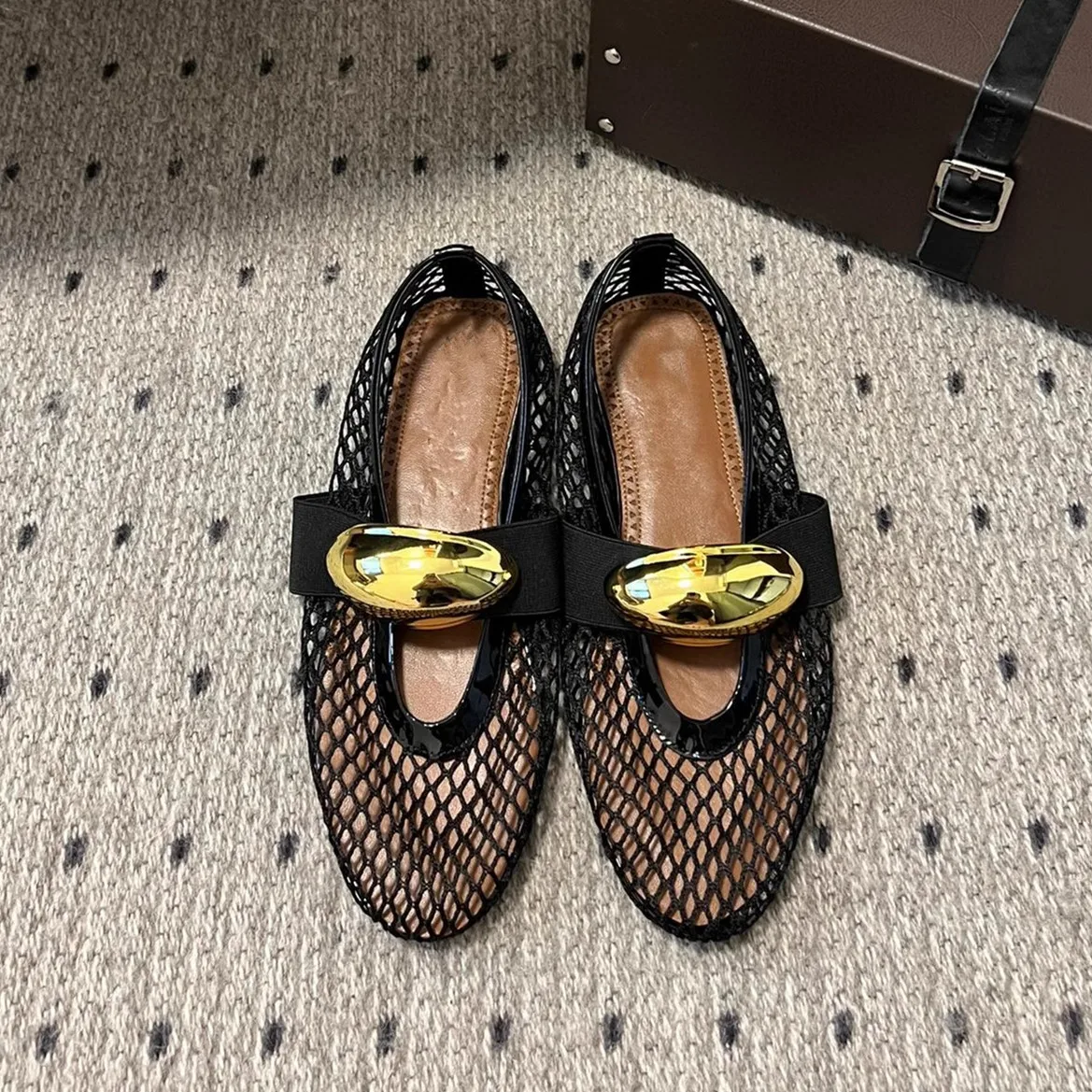 

Spring/Summer 2026 New Mesh One Button Ballet Shoes Women's Fishing Net Sandals Water Diamond Rivet Hollow Mary Jane Single Shoe