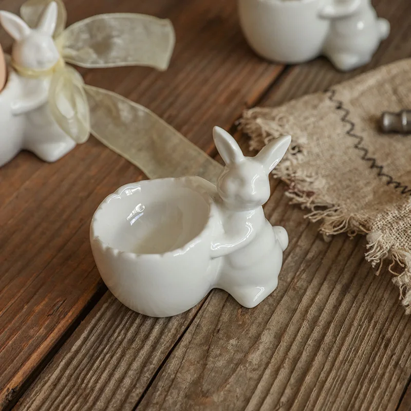 Breakfast Egg Cup Rabbit Egg Holder Ceramic Creative Living Room Ornament Egg-shaped Candle Holder Pure White Egg Cup