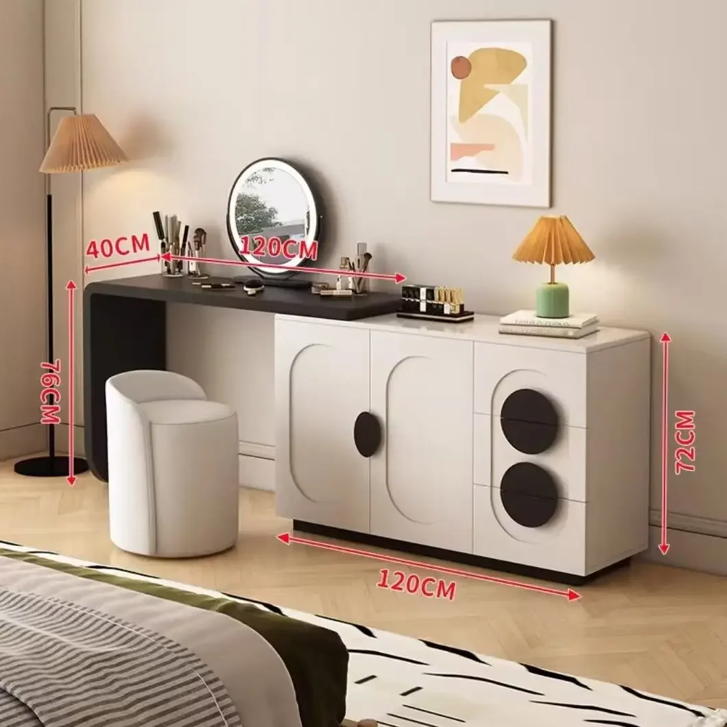 كريم الرياح، خزانة خشبية صلبة، شقة صغيرة، غرفة نوم رئيسية، غرفة نوم على الصدر، حديثة وبسيطة