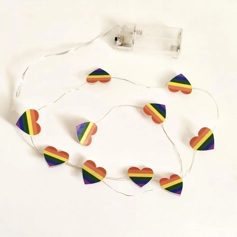 バレンタインデーのハートライト - レッド&ピンクの妖精ストリング、ハート型の装飾、ロマンチックなパーティーの装飾