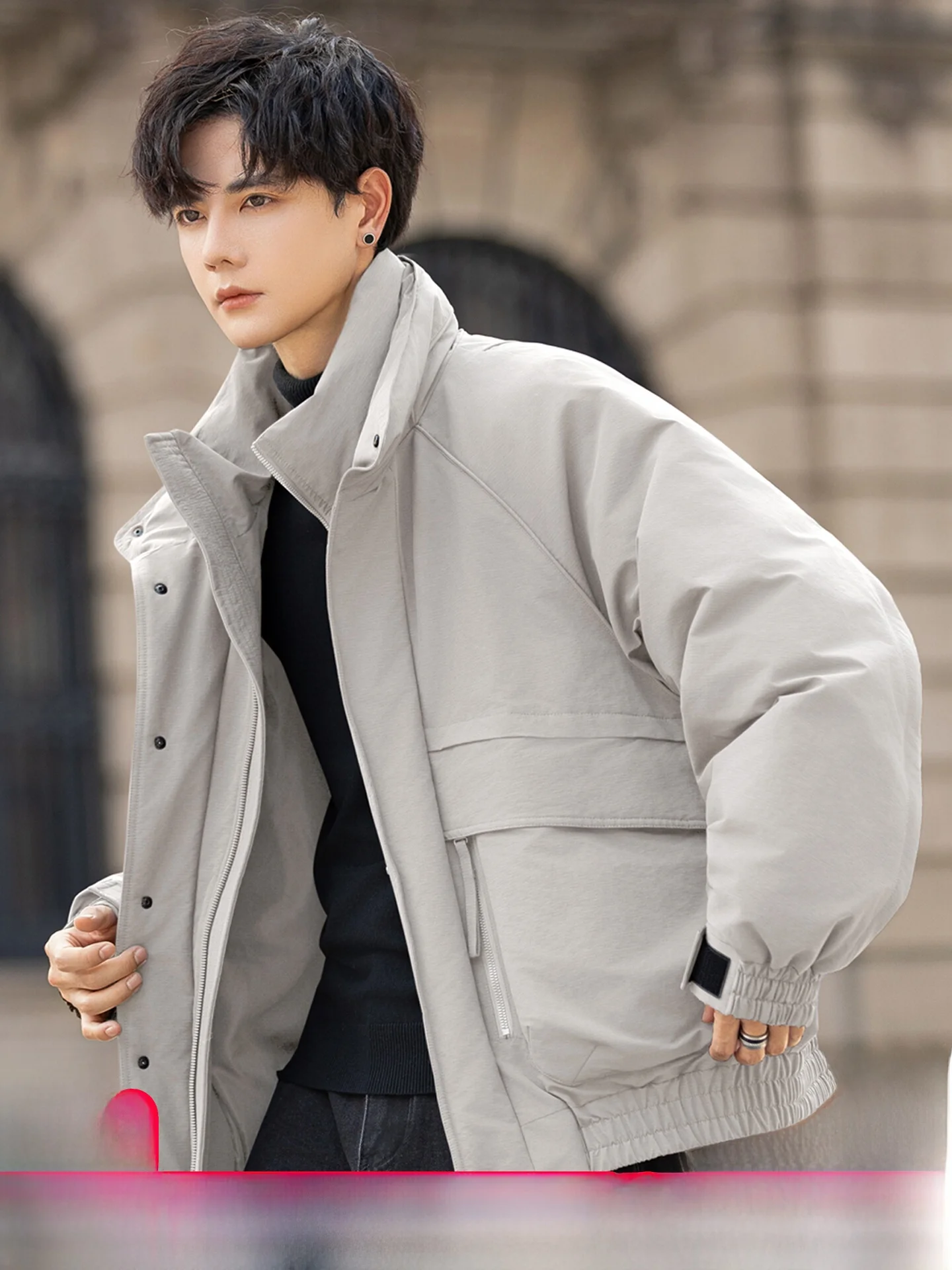 

Мужская легкая стеганая куртка на пуху с молнией, повседневная, утепленная, из полиэфирного волокна, с воротником-стойкой, цельная.