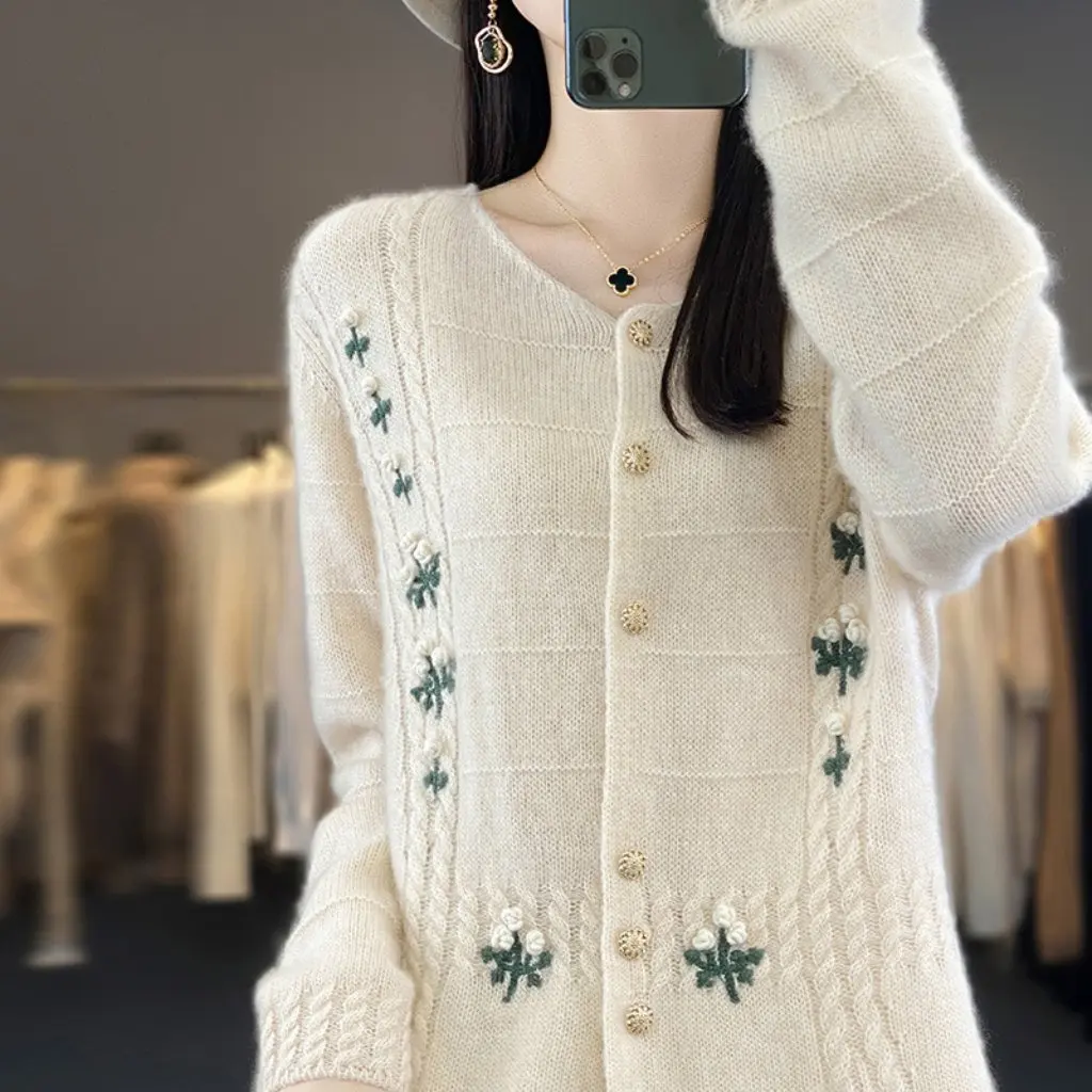 

Fashionable Korean Style Embroidered Woolen Long Sleeve Round Neck Knitted Cardigan Spring Autumn High Design Sense Women's Top