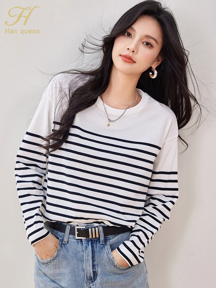 

H Han Queen New Autumn Women Tee Vintage Clothing Loose Slouchy Knit Sweater Female Chic Long Sleeve T-Shirt Casual Tops