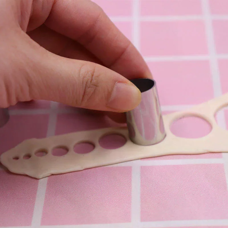 7/8 Pcs Hollow Round Cutter Pottery Tools Polymer Clay Tools Clay Extruder with Organizing Box Carving Modeling Tool